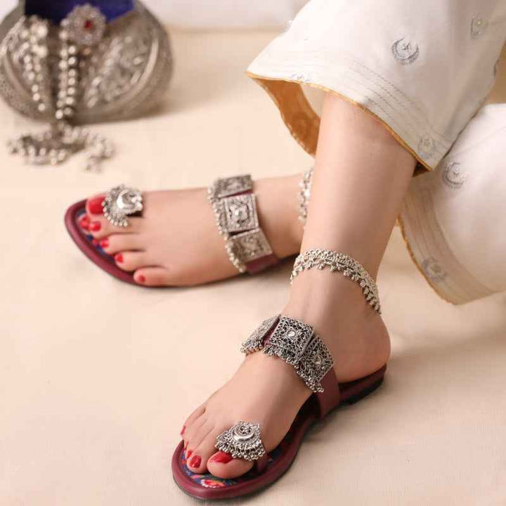 JootiShooti - Surkh Mehfil