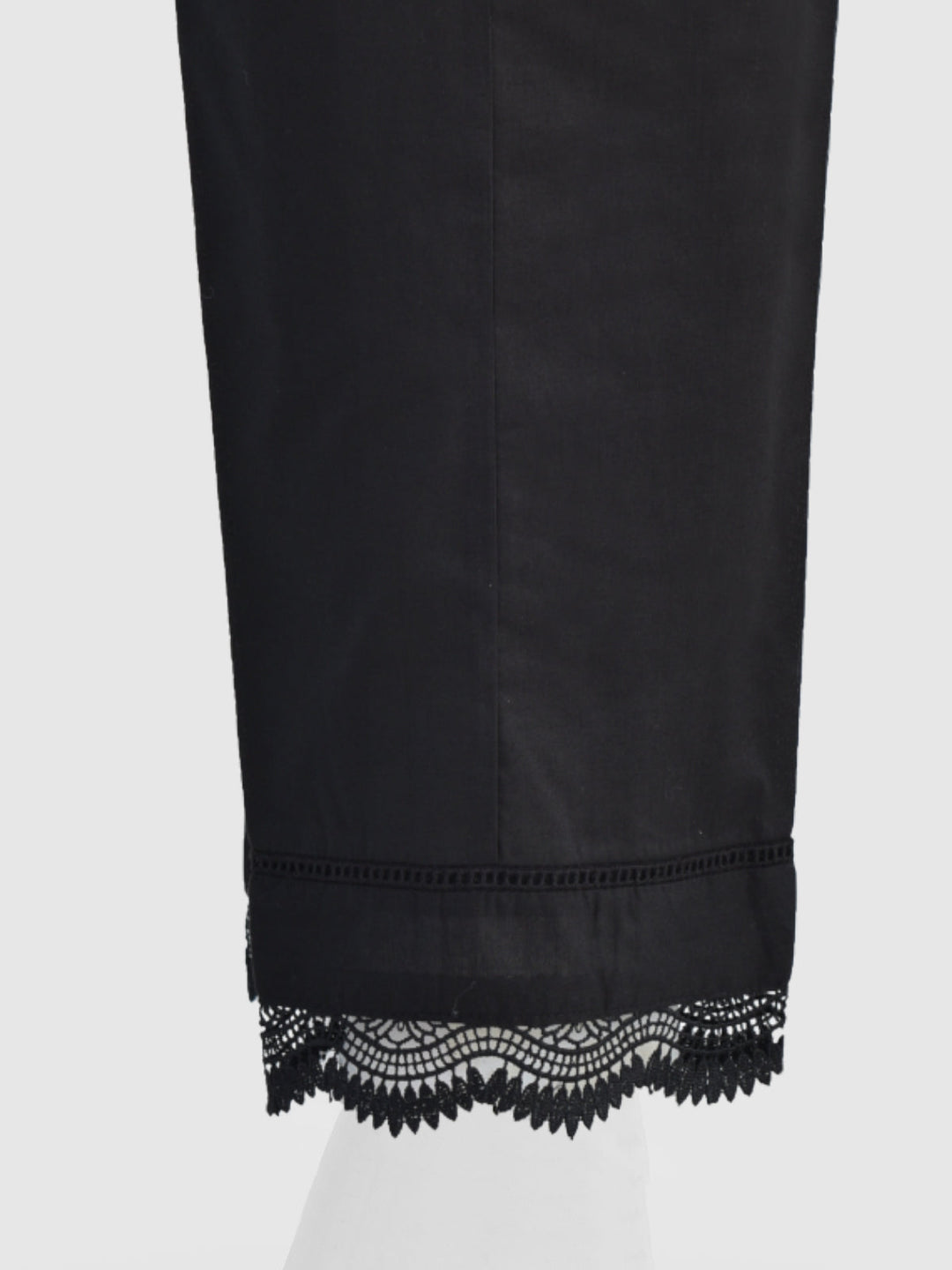 Oaks - Women Black Lawn Trouser  - 1 Piece