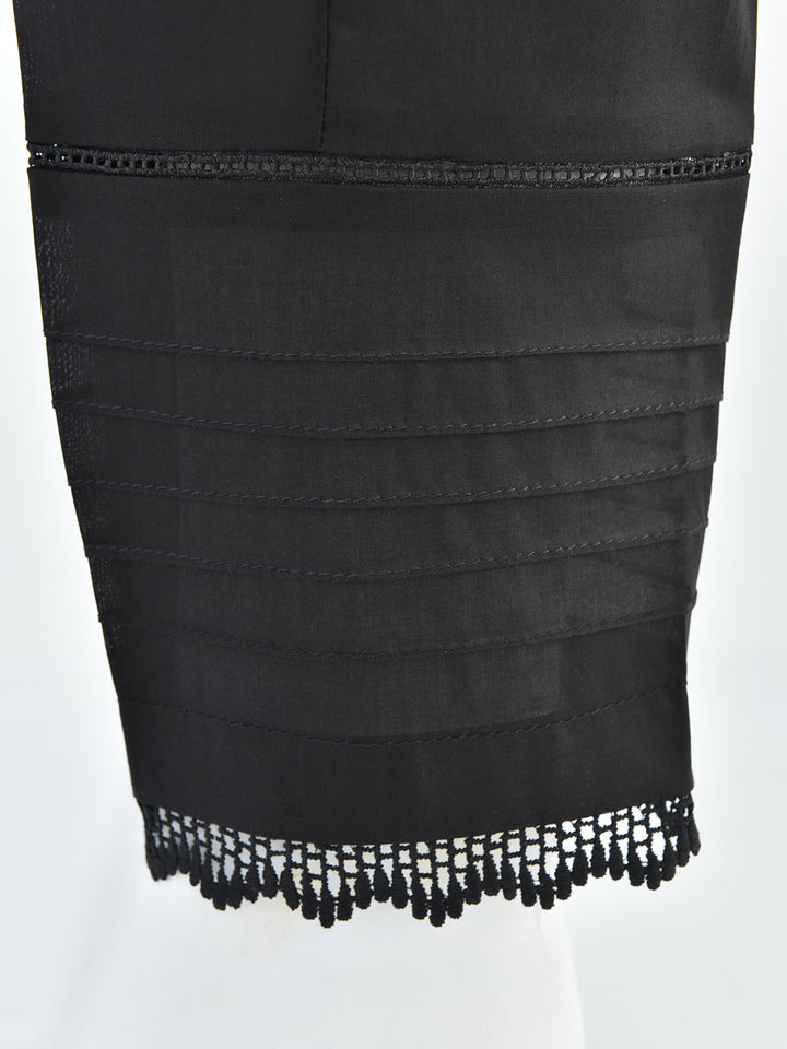 Oaks - Women Black Lawn Trouser  - 1 Piece