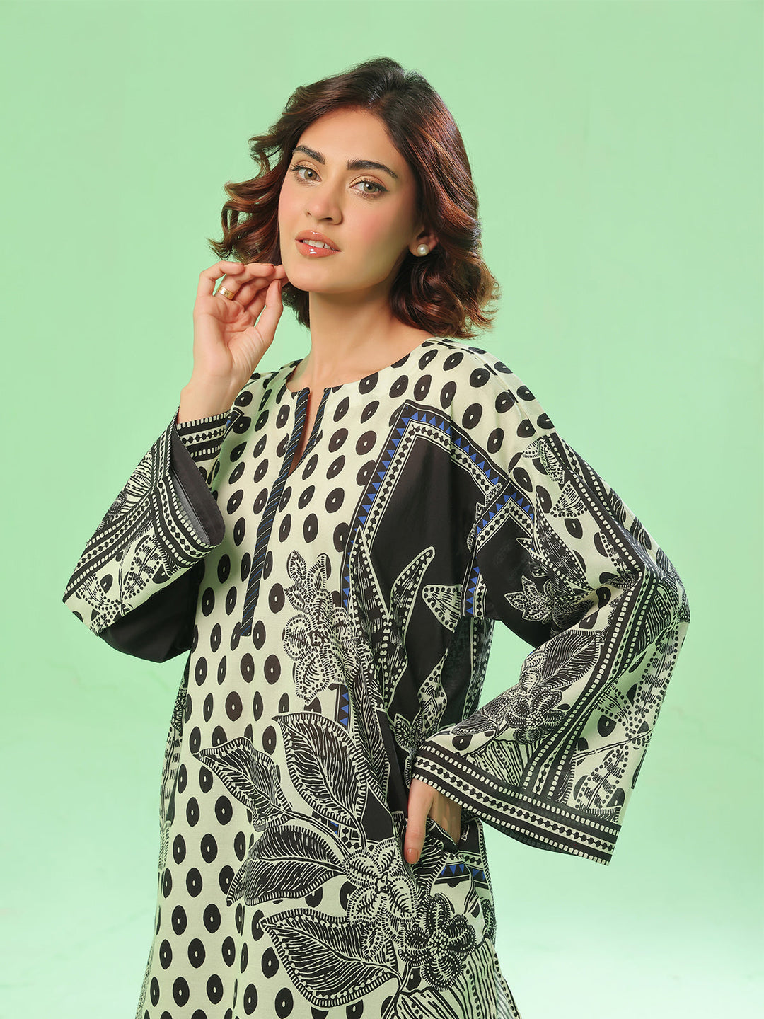 Oaks - Printed Pret & Unstitched Lawn Black - 1 Piece