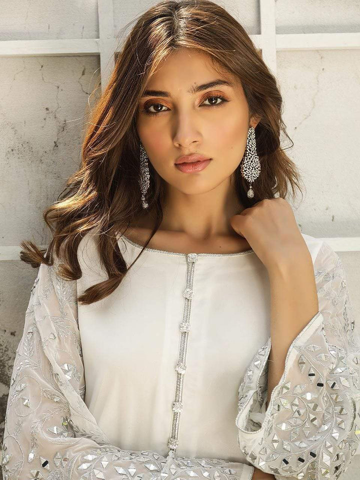 Natasha Kamal - Romi