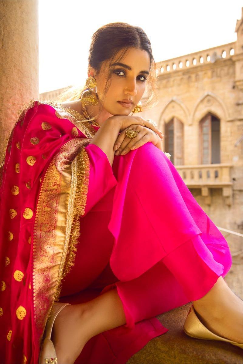 Pinktree - Fuchsia pink Handwoven Banarsi Silk Doshala with Silk Kurta Shalwar - Studio by TCS