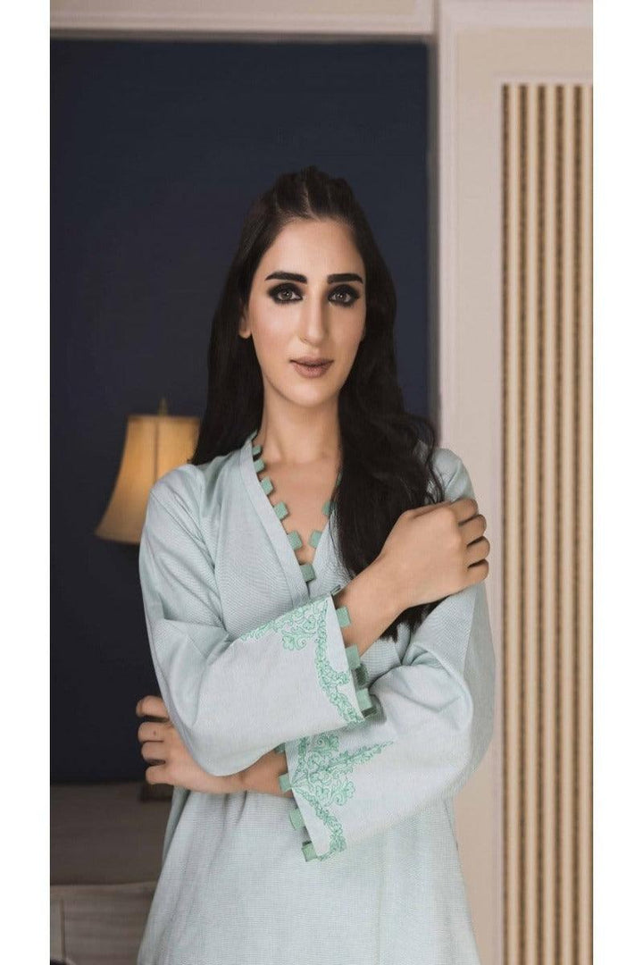 Yasmin Zaman - P-270