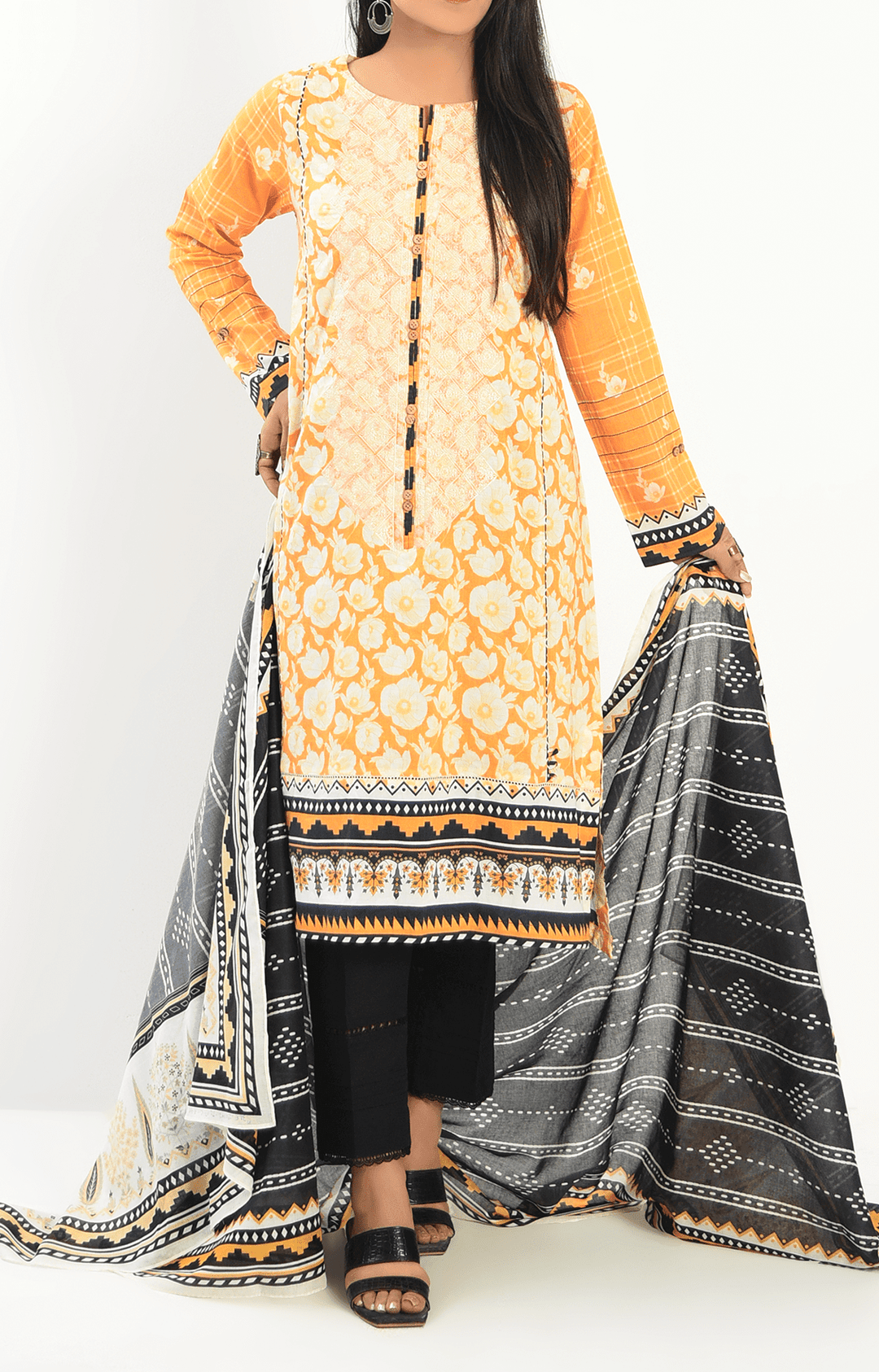 Mizaj - 3 Piece - Unstitched - Embroidered Lawn Suit - Studio by TCS