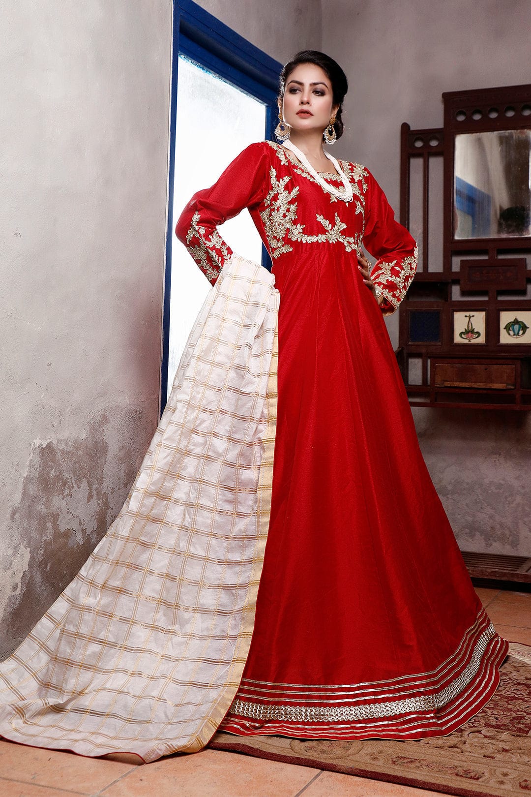 Sanas - Aari Embroidered Long Raw Silk Maxi | SIRA | M201997