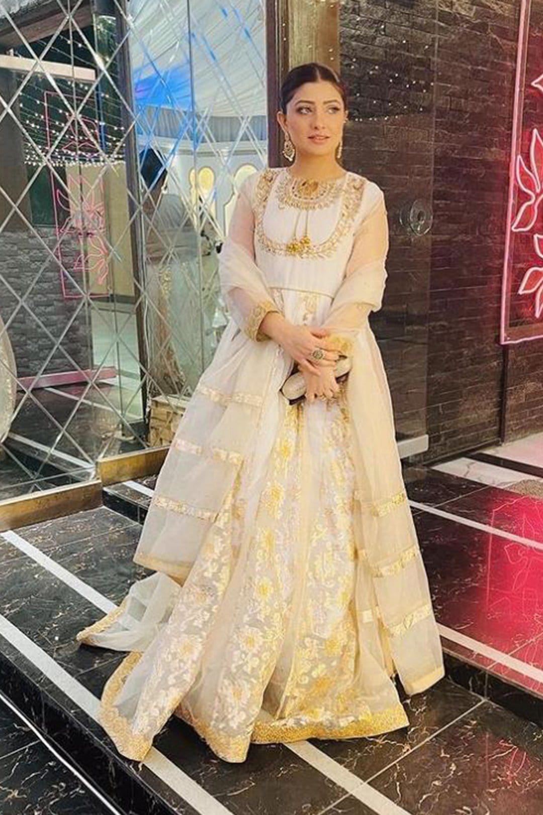 Sanas - Handwork Embroidered Lorex Organza Maxi | Nikhaar | M202019