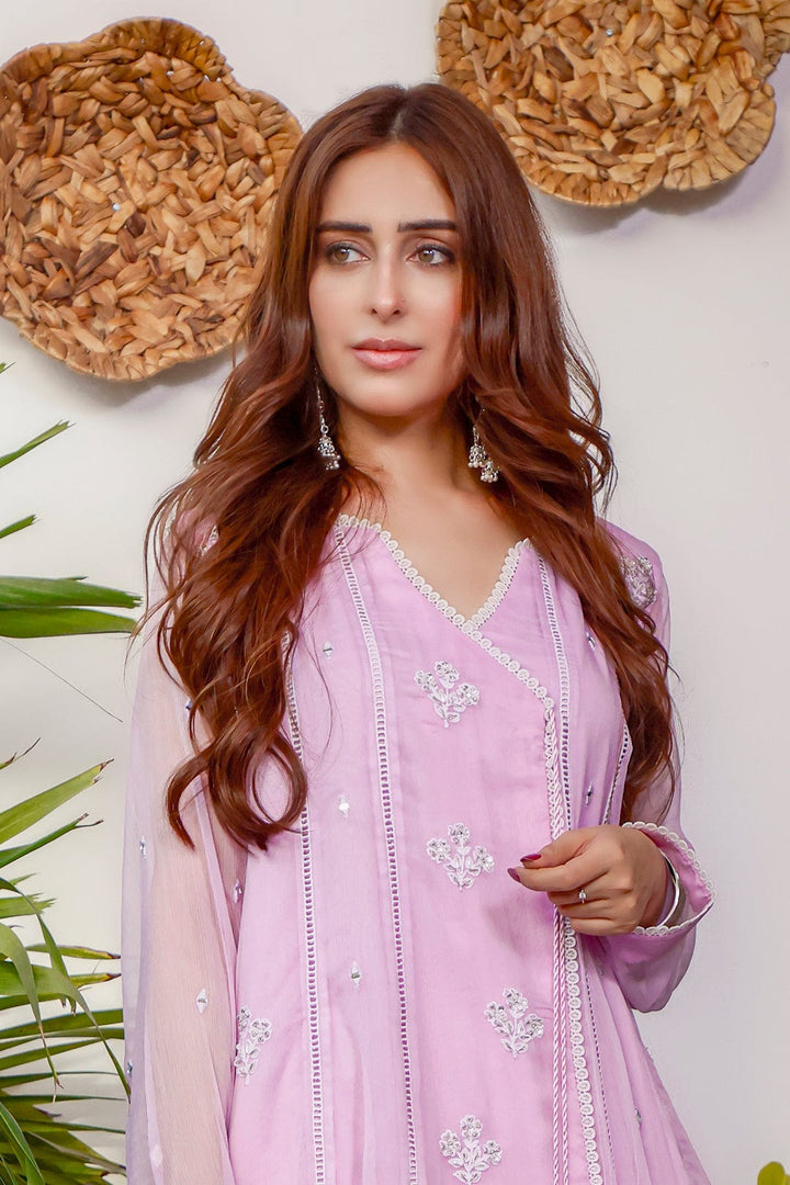 Sanas - Angharka Style Aari Embroidered 3pc Suit | KAIRA | S202184