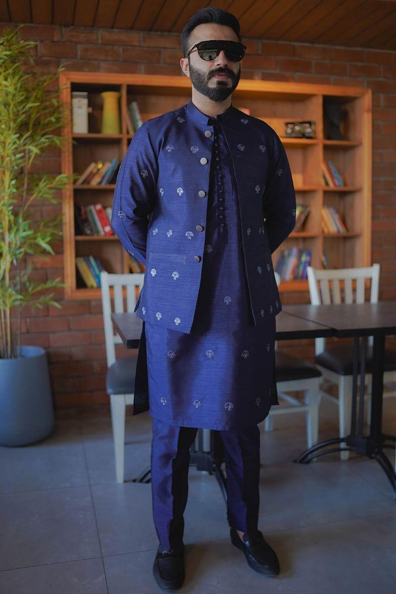 Leon Man - NAVY BLUE - Embroidered - 1 Piece - Studio by TCS