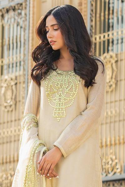 Natasha Kamal - Nina