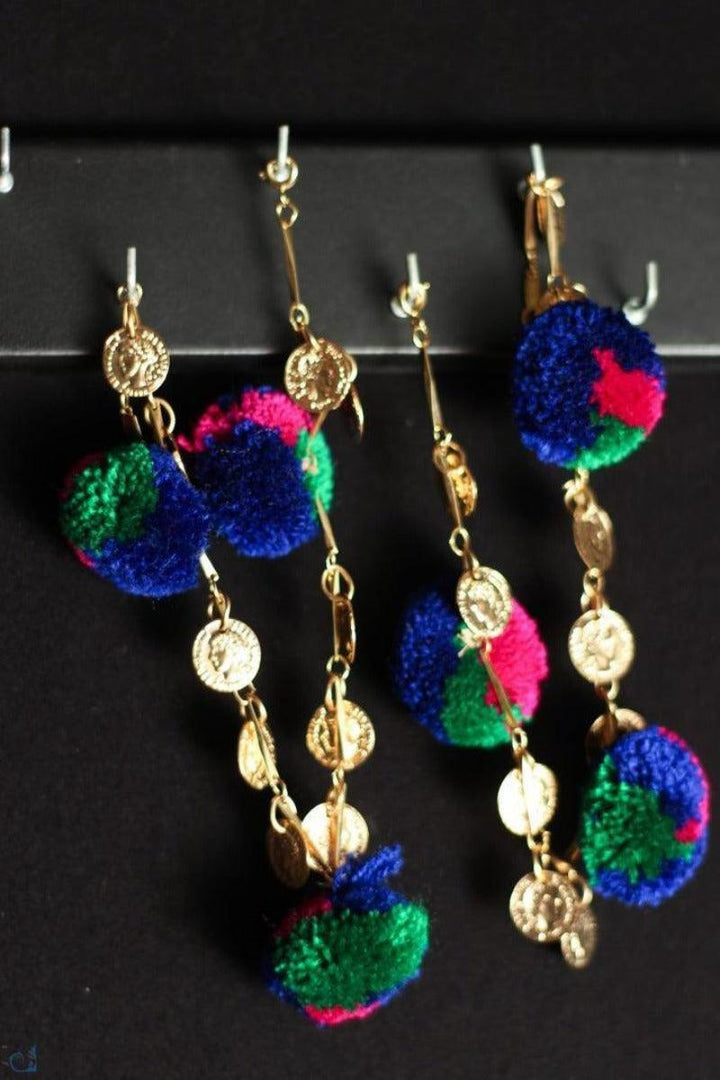 Chapter 13 - Multi Pom Pom Anklet