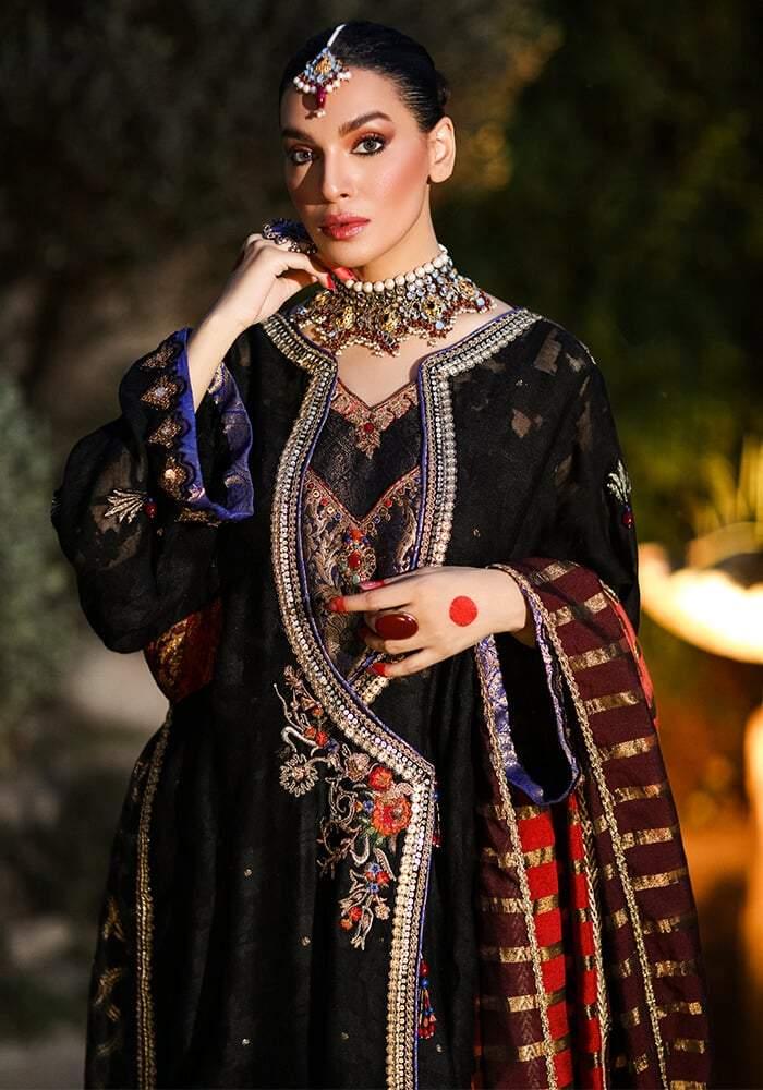 Nilofer Shahid - Chogha-e -Aswad