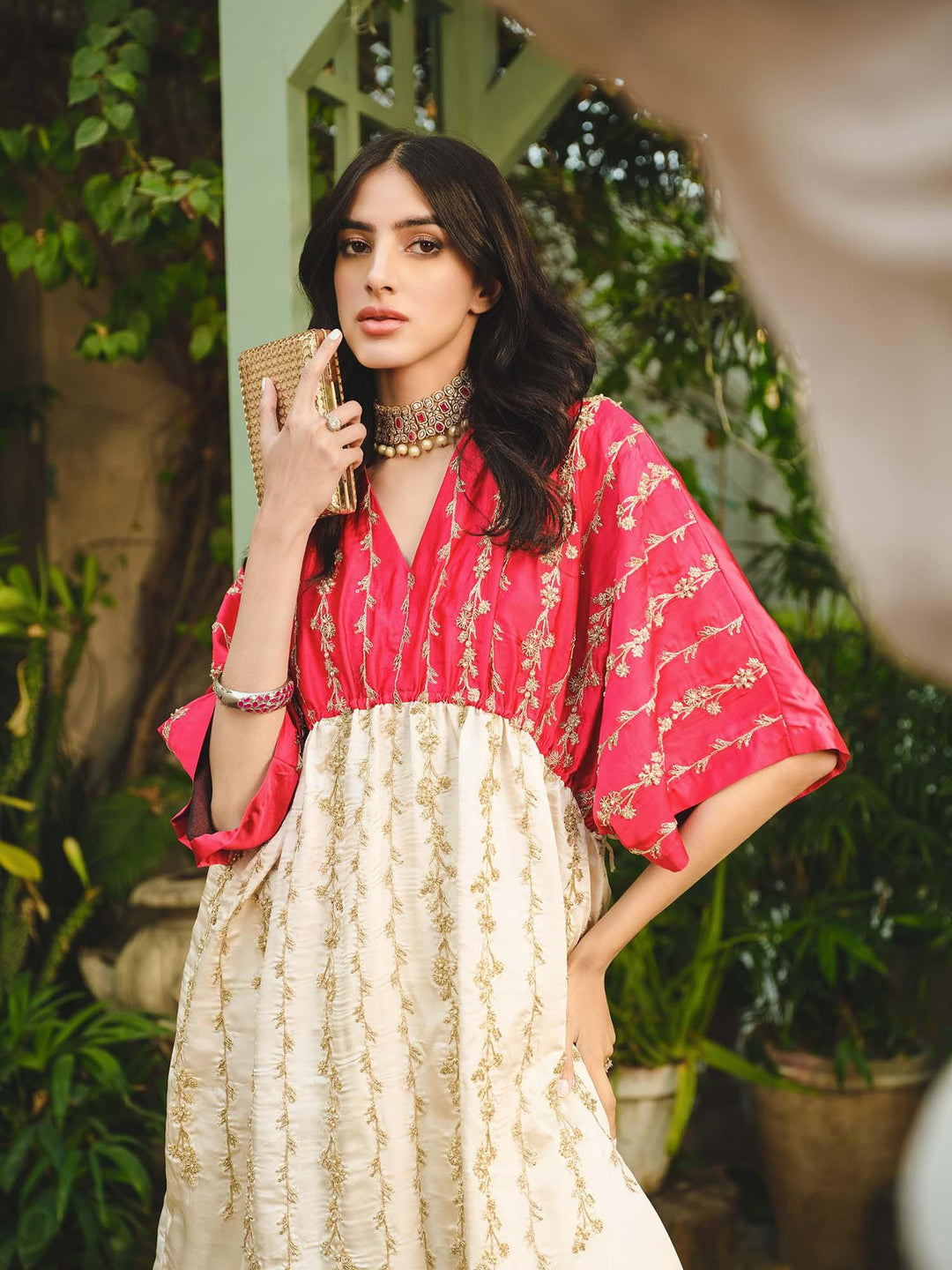 Nuriyaa - Gul - Studio by TCS