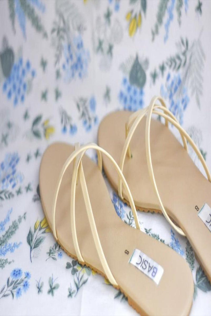 Basic - Cream B20-10