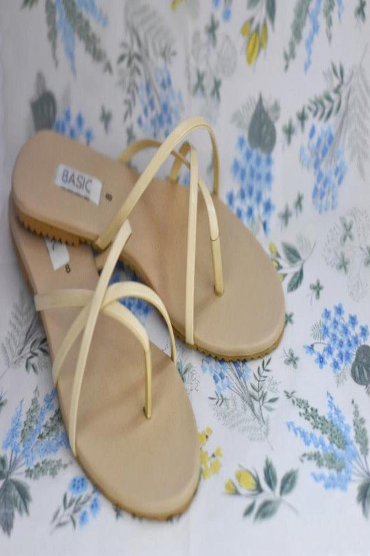 Basic - Cream B20-10