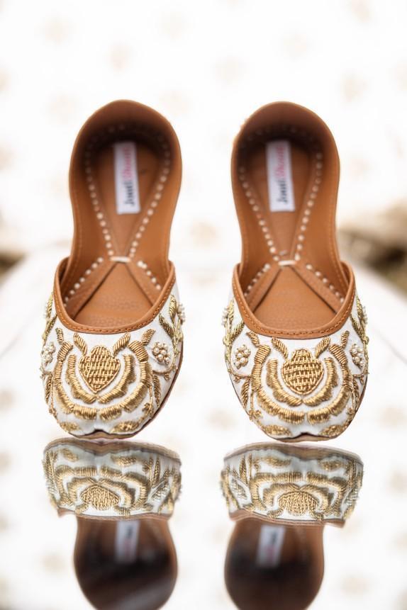 JootiShooti - White Shahtaj