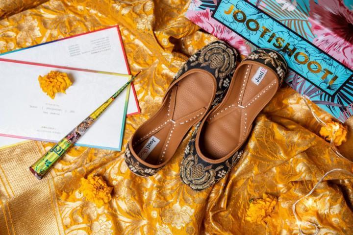 JootiShooti - Black Shahtaj