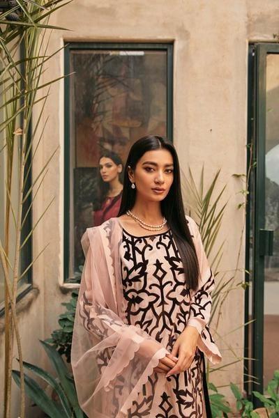 Natasha Kamal - Emira - 3 PC