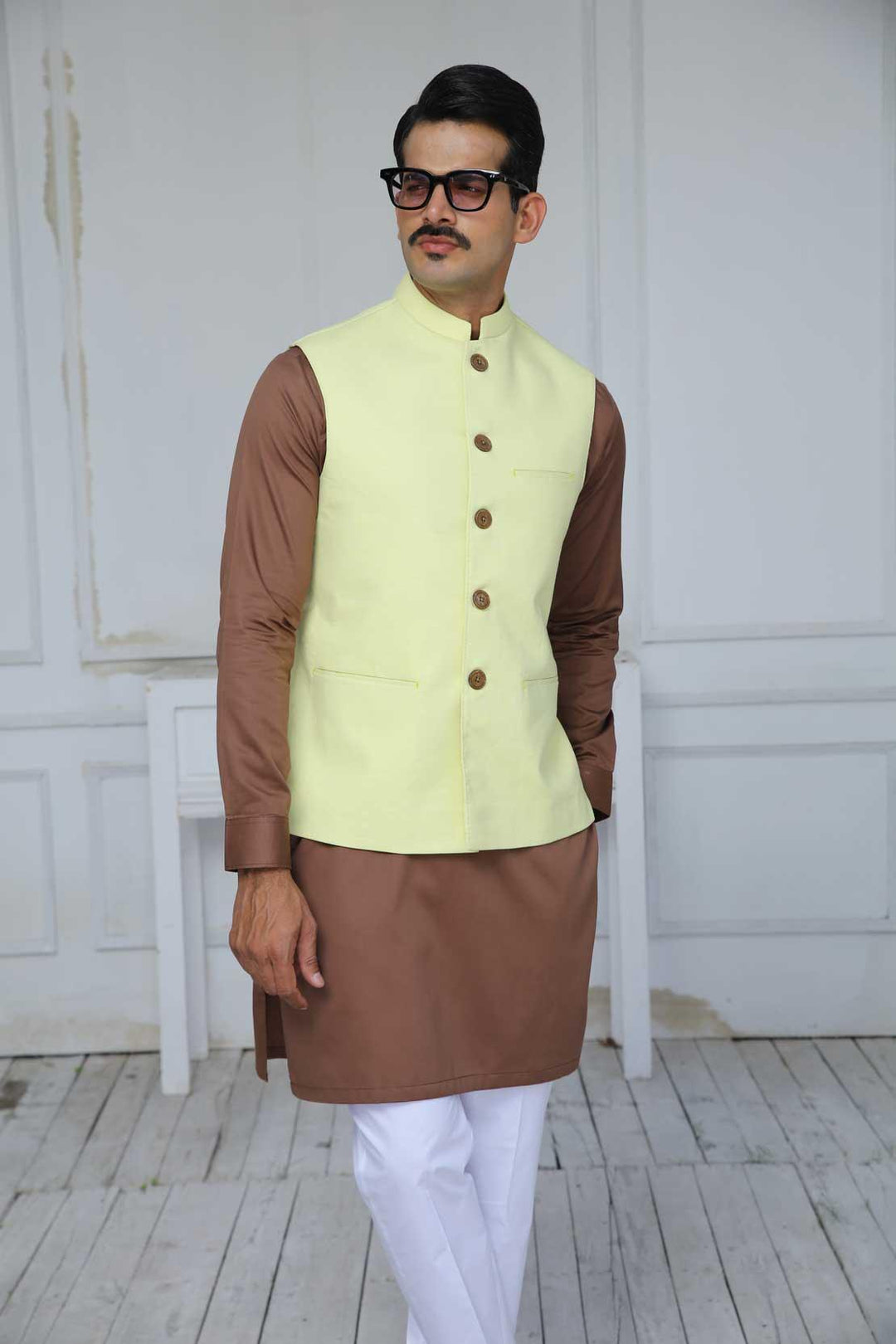 Leon Man - YELLOW WAIST COAT