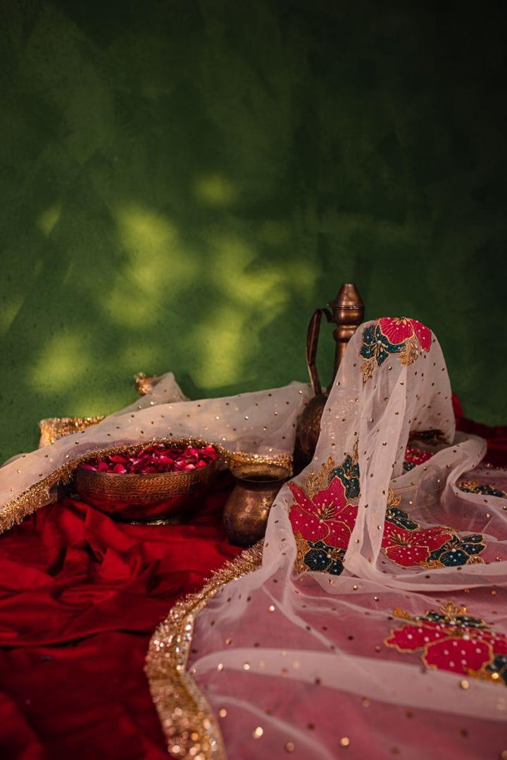 Maria Osama Khan - Falsafa
