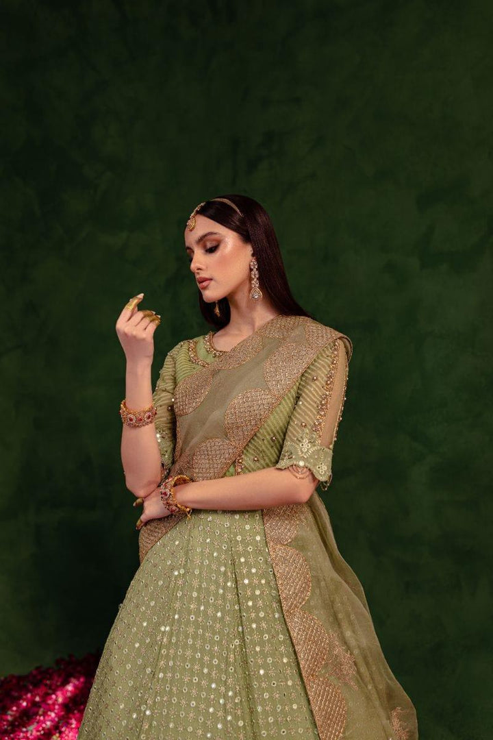 Maria Osama Khan - Paras