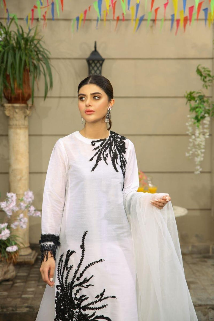 NILOFER SHAHID - Moon Stone - White Canvas - Floral Embroidered - 3 Piece
