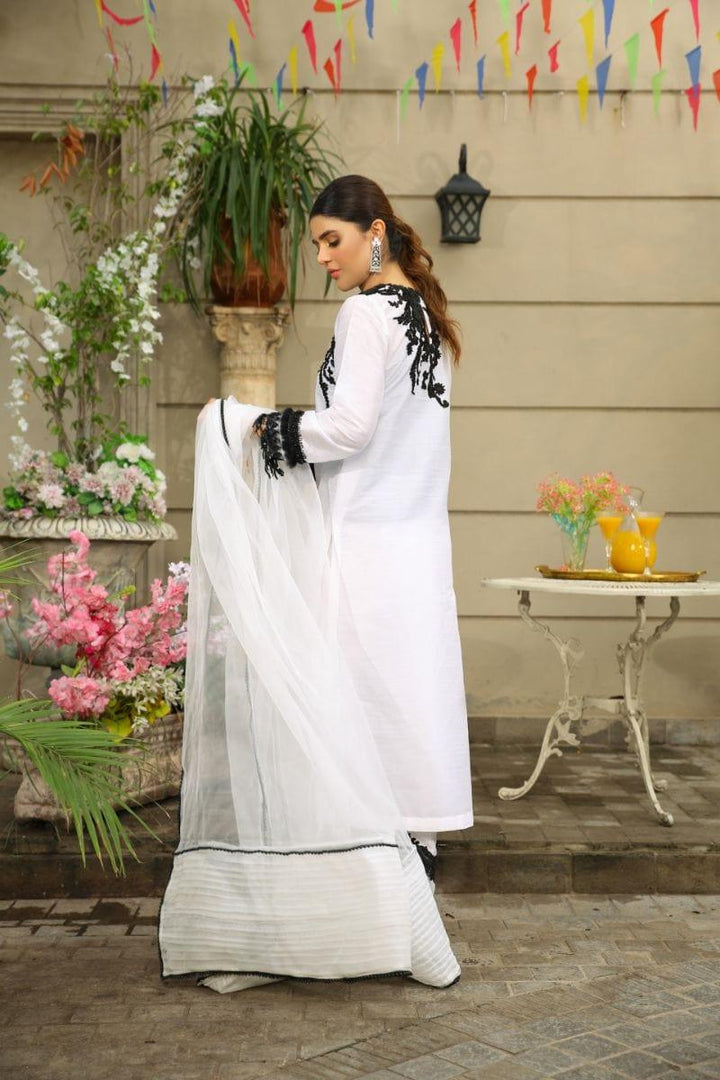 NILOFER SHAHID - Moon Stone - White Canvas - Floral Embroidered - 3 Piece