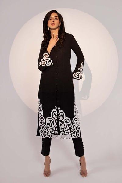 Natasha Kamal - Taite