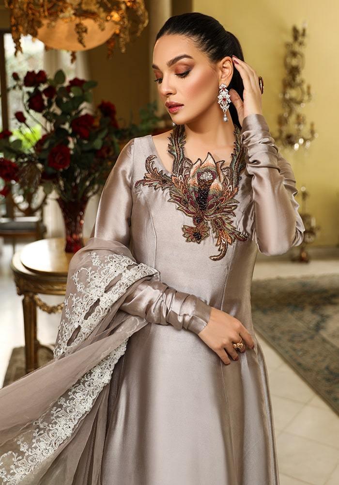 Nilofer Shahid - Queen Tsarina - Peshwas - 3 Piece