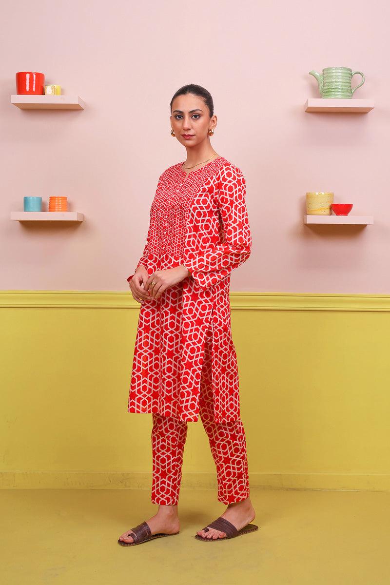 Generation - 2-Piece Geometric Set - Red - Lawn