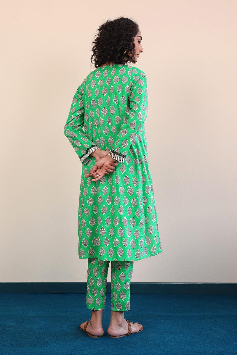 Generation - 2 Piece Paisley Block - Green  Lawn