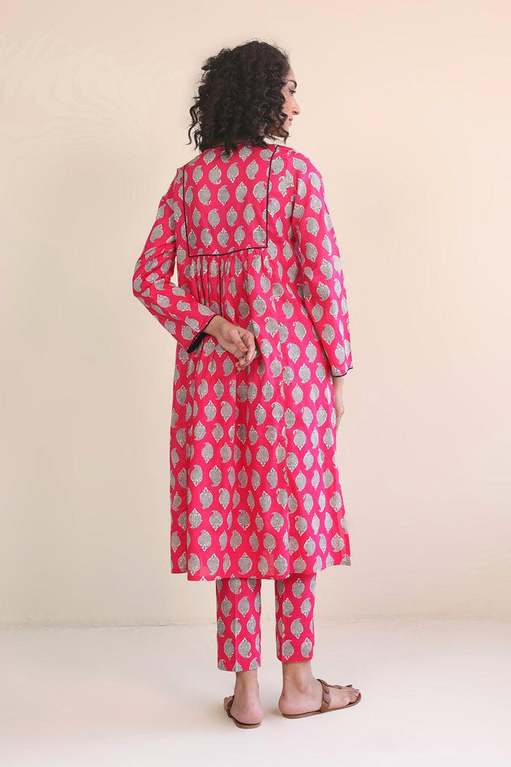 Generation - 2- Piece Paisley Block - Pink - Lawn