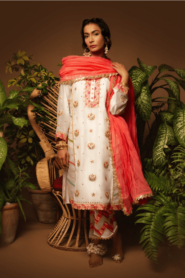 Sanam Chaudhri - White Kora Silk Embroidered 3 Piece