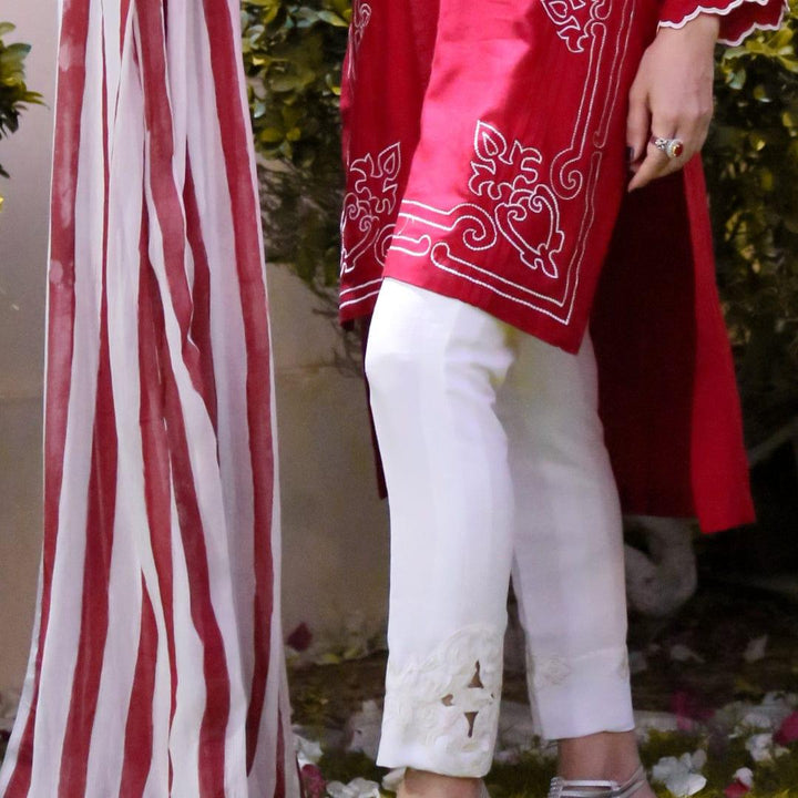 Urooj Atelier - SWAN - Asfoor Collection