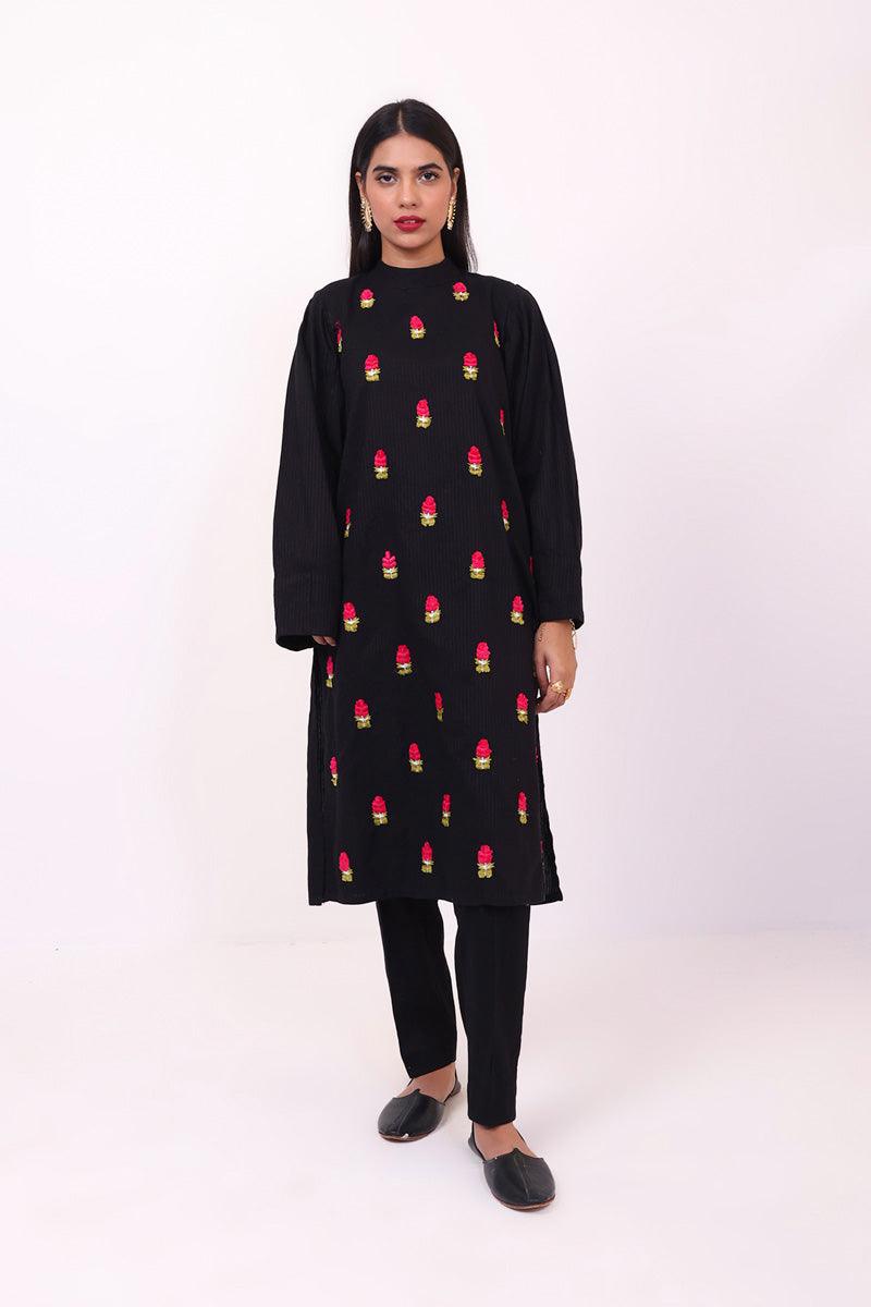 Generation - 2- Piece Exotic Blooms Set - Black - Studio by TCS
