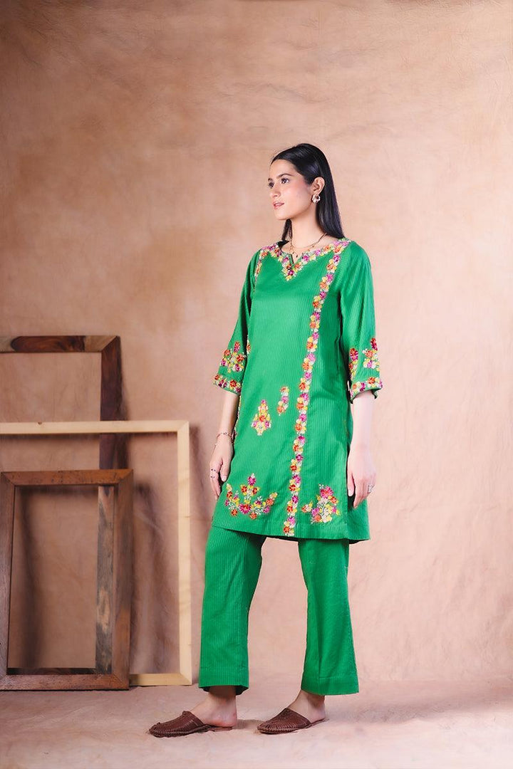 Generation - Exotic Blooms 2 Piece - Green - Studio by TCS