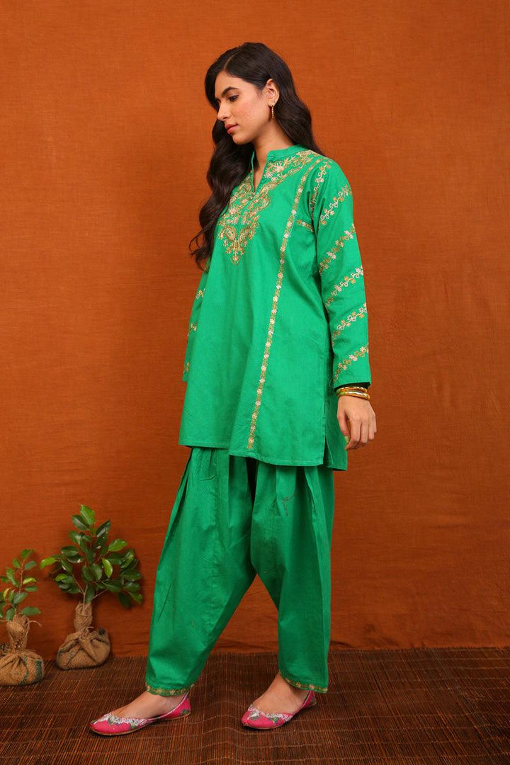 Generation - 2- Piece Classical Aura Set - Green - Studio by TCS