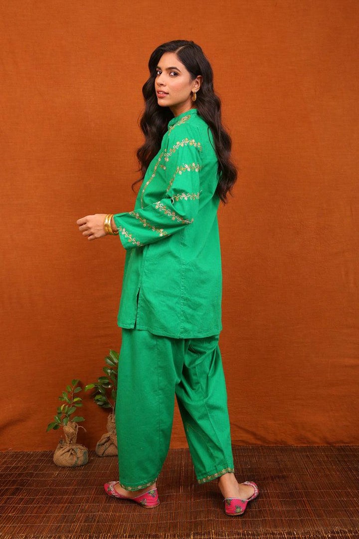 Generation - 2- Piece Classical Aura Set - Green - Studio by TCS