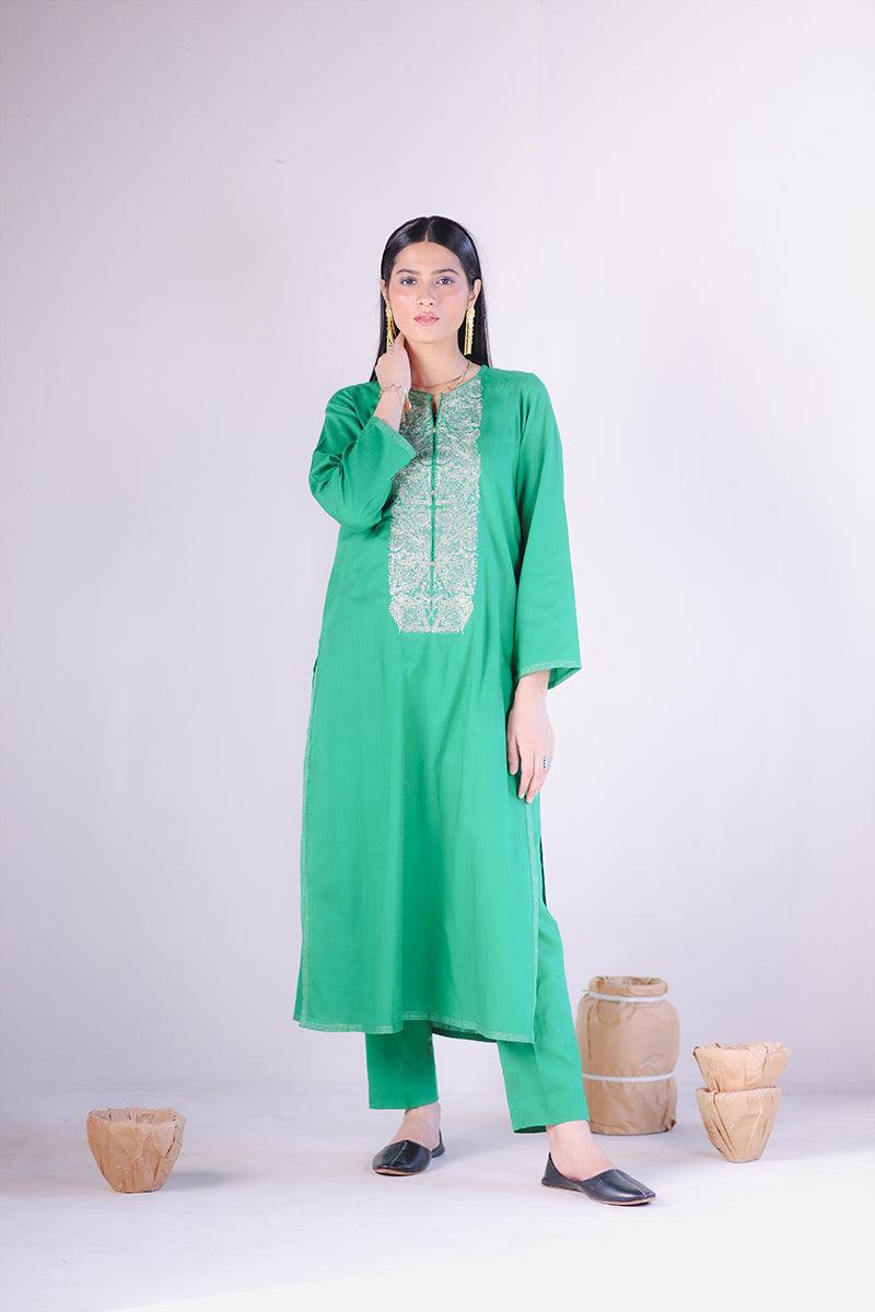 Generation - 2- Piece Classical Aura Set - Green - Studio by TCS