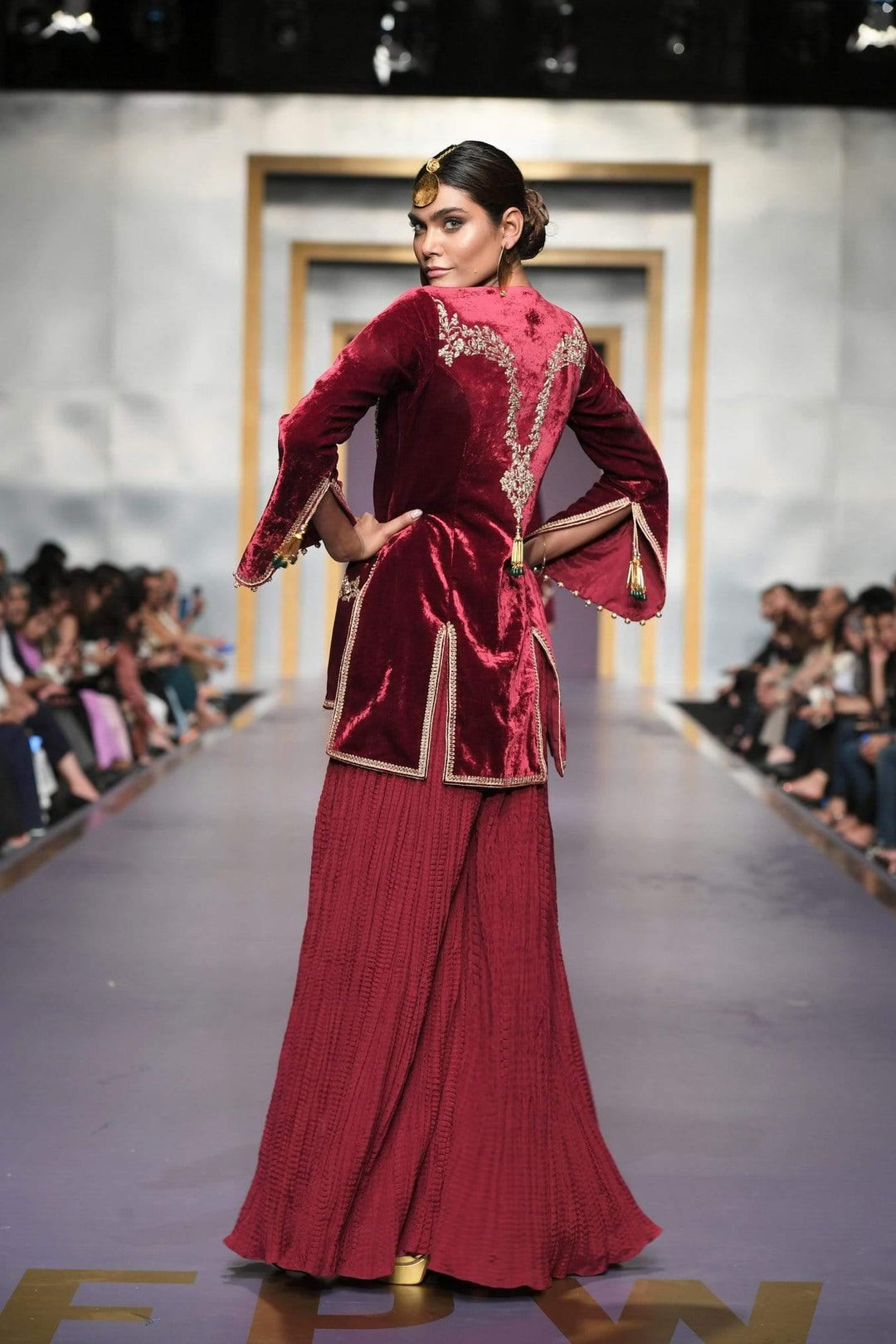 Yasmin Zaman - M Velvet Jacket and Pants - F-191 - 2 Piece