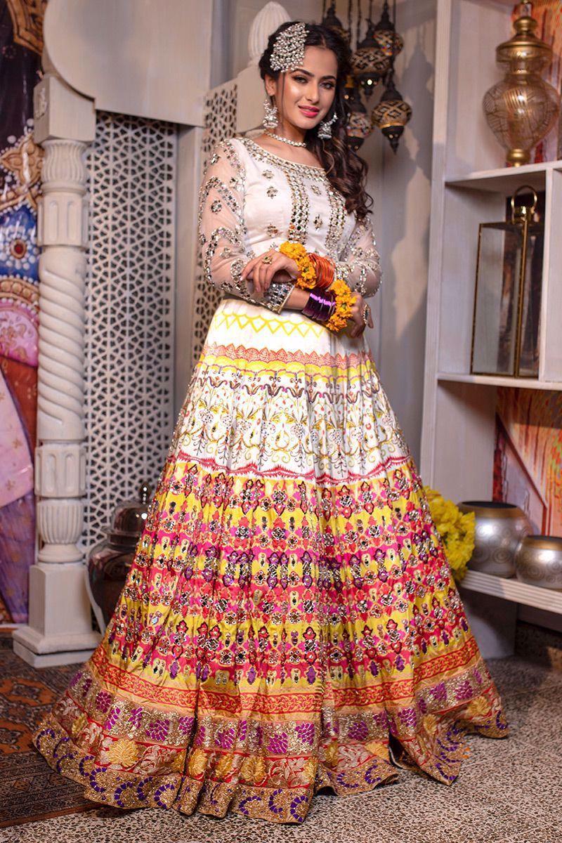 Zahra Ahmad - Mhd-01 - White - Organza - Lehnga