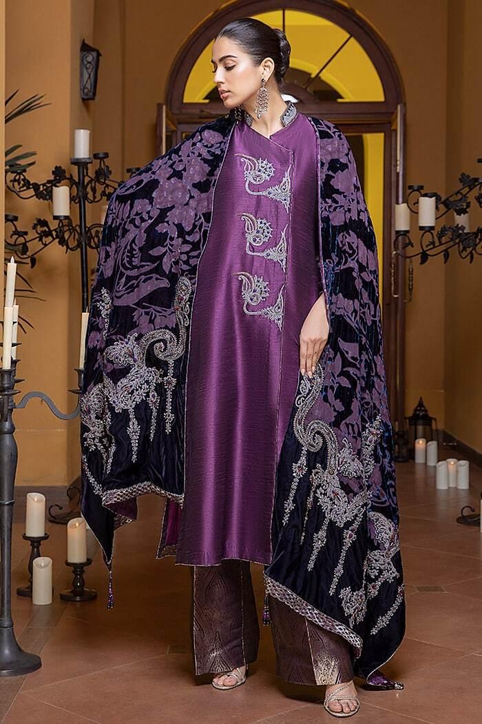 Nilofer Shahid - Empress Regina